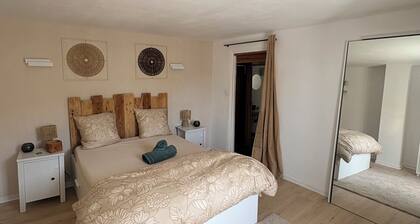 Charming detached cottage