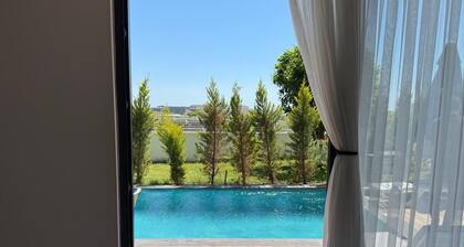 Özel havuzlu 8 kişilik villa