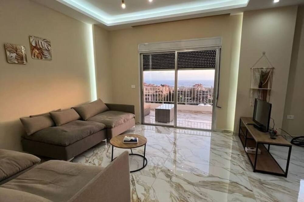 Tabarja s Lovely Seaview Apartment