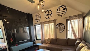 House | 2 bedrooms - Alali s Guesthouse With tub (Aalali)