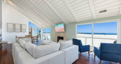 3371O Casa Del Mar - Oceanfront 4BR/3BA Beachfront Retreat in Hollywood Beach