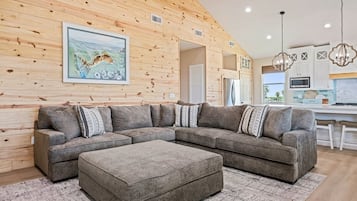 Ferienhaus, 3 Schlafzimmer | Wohnbereich | Smart-TV, Streaming-Dienste