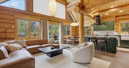 Log Cabin With Shou Sugi Ban Fireplace - Vh401 4 Bedroom Home