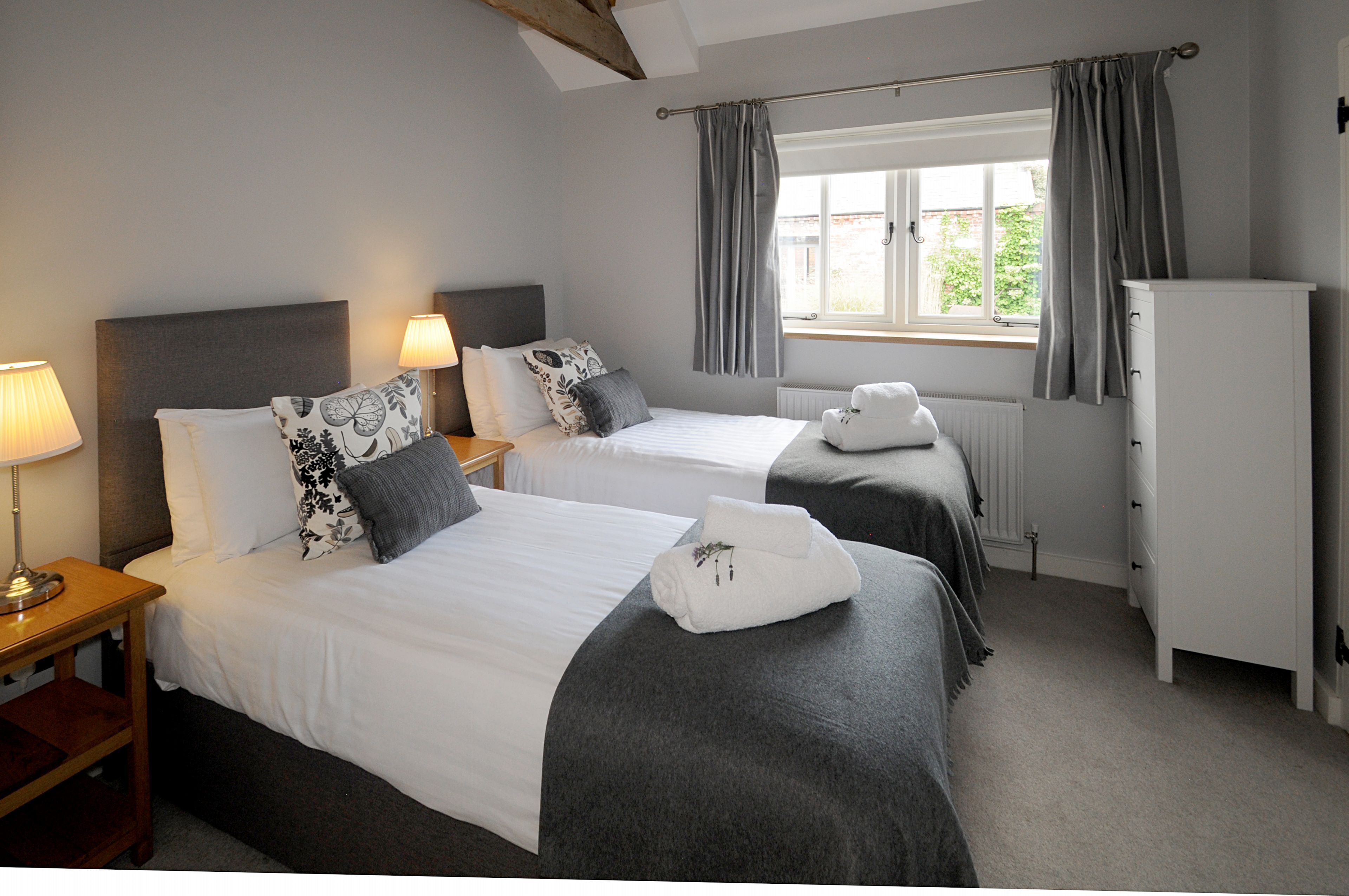 6 bedrooms, iron/ironing board, free WiFi, bed sheets