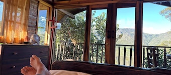 La Casita Cabin: Beautiful 1-bedroom cabin in Cahuasquí for a relaxing stay