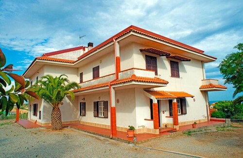 LA CASA DI MIR0'
