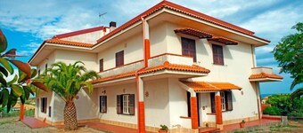 LA CASA DI MIR0'