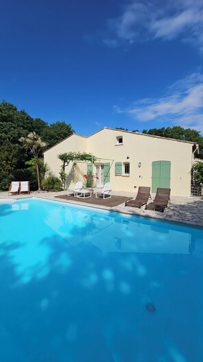 Pool - Vrbo Property (Saussines)