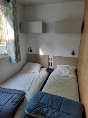 Room - Vrbo Property (Saint-Hilaire-de-Riez)