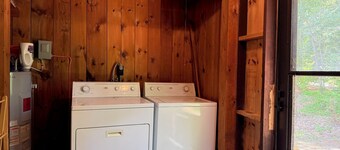 Lake Winnipesaukee Cottages at Cove Point Family Retreat