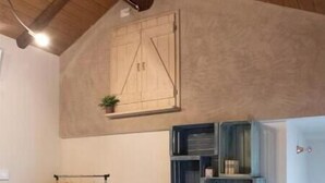 1 bedroom, free WiFi, bed sheets - ByVigin Camomilla – Space and Comfort for Families and Friends (Magliano Alfieri)