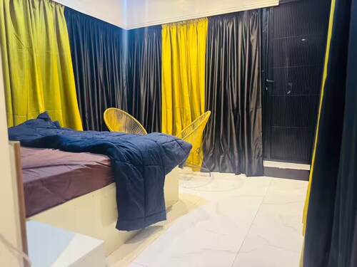Cozy 1-bedroom cabin in beautiful Abuja with AC comfort