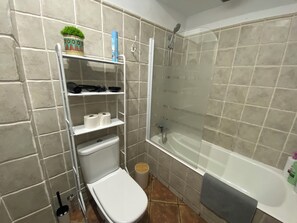 Bathroom - Vrbo Property (Tarragona)