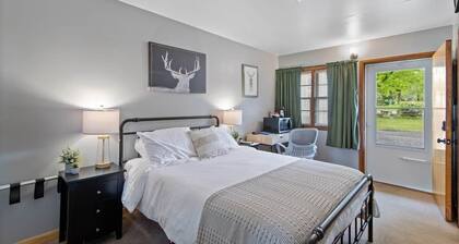 Room 1, Kozy Rest Motel