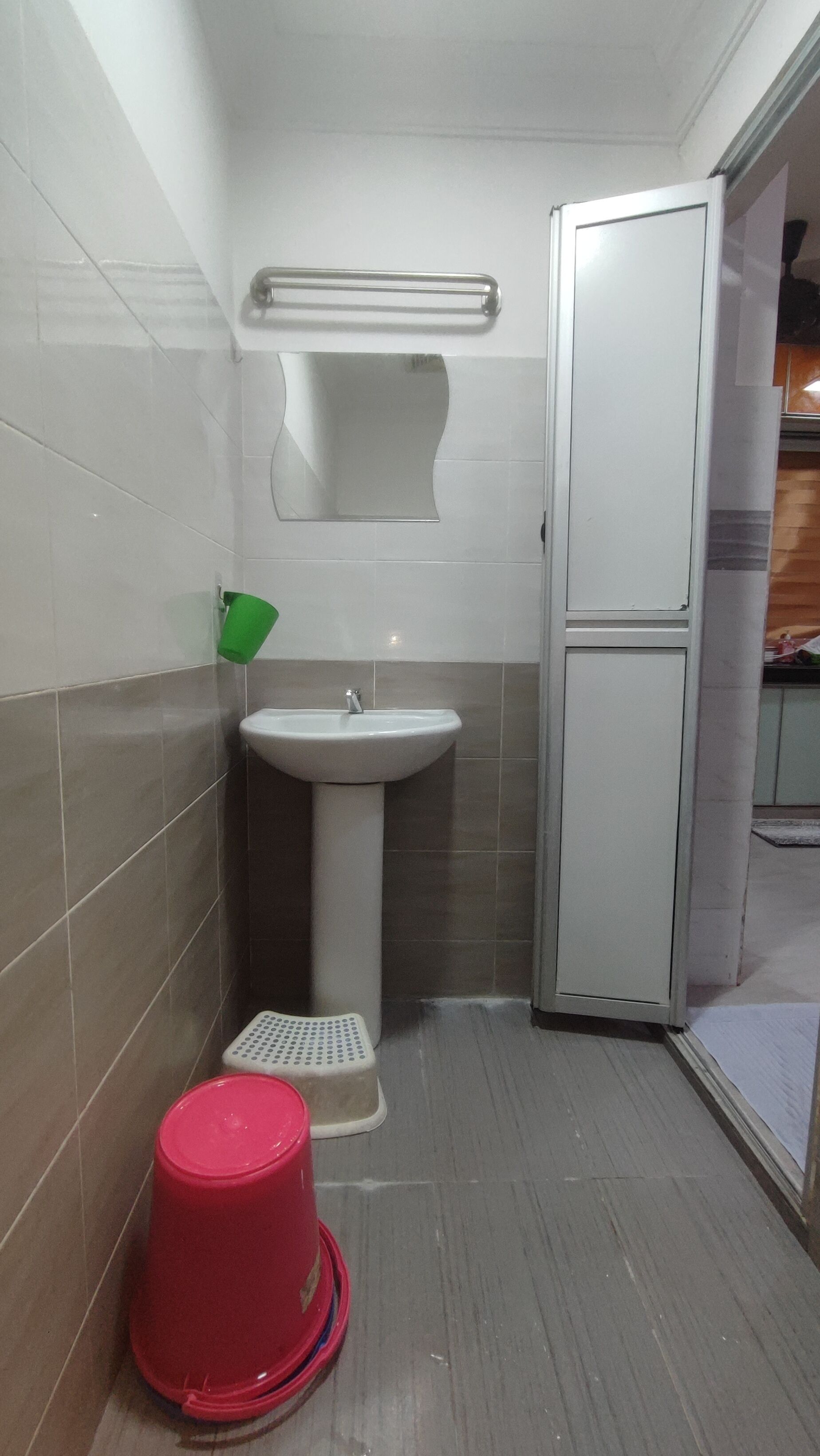 Shower, soap