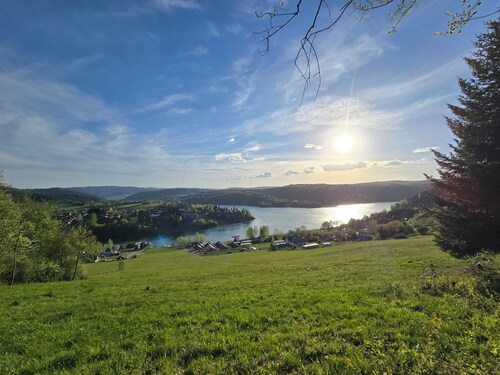 Komfortowy domek nad Soliną z widokiem. Taras, grill, zwierzęta mile widziane!