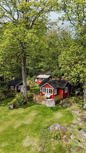 Cottage on a hill overlooking Öresjö