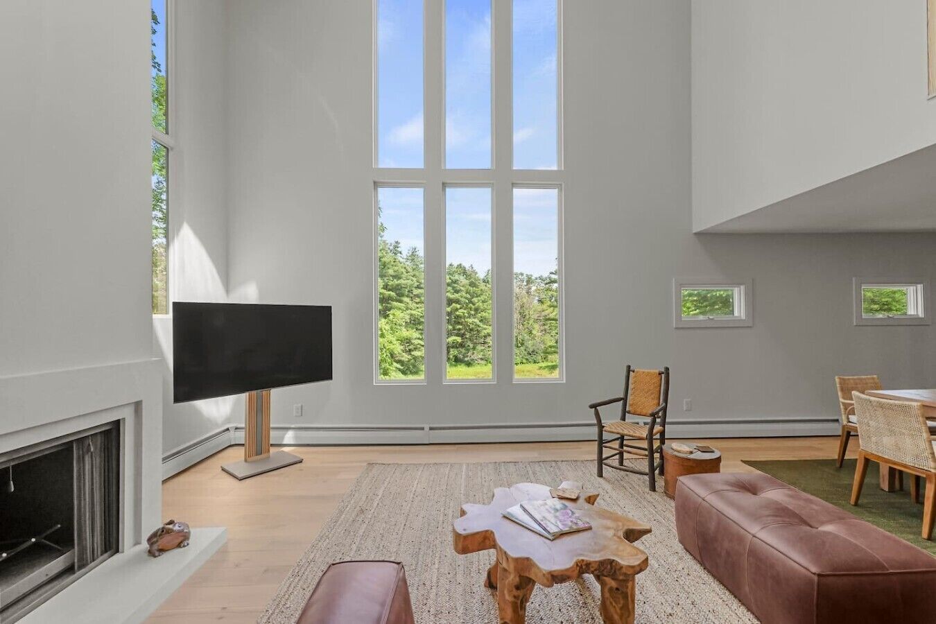TV, fireplace, stereo, offices