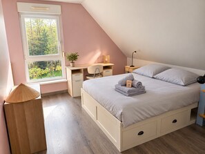 Room - House with private pool and garden in Gougenheim (Gougenheim)