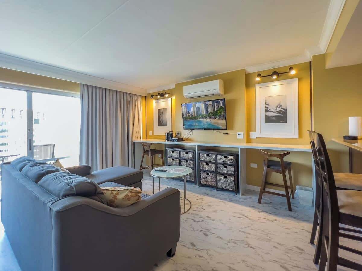 Apartamento, de frente para a praia (1 Bedroom) | 1 quarto, escrivaninha, espaço de trabalho para notebook