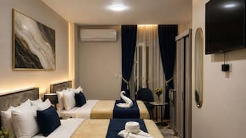 Single Room | In-room safe, desk, soundproofing, free WiFi