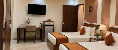 In-room safe, desk, soundproofing, WiFi (free)
