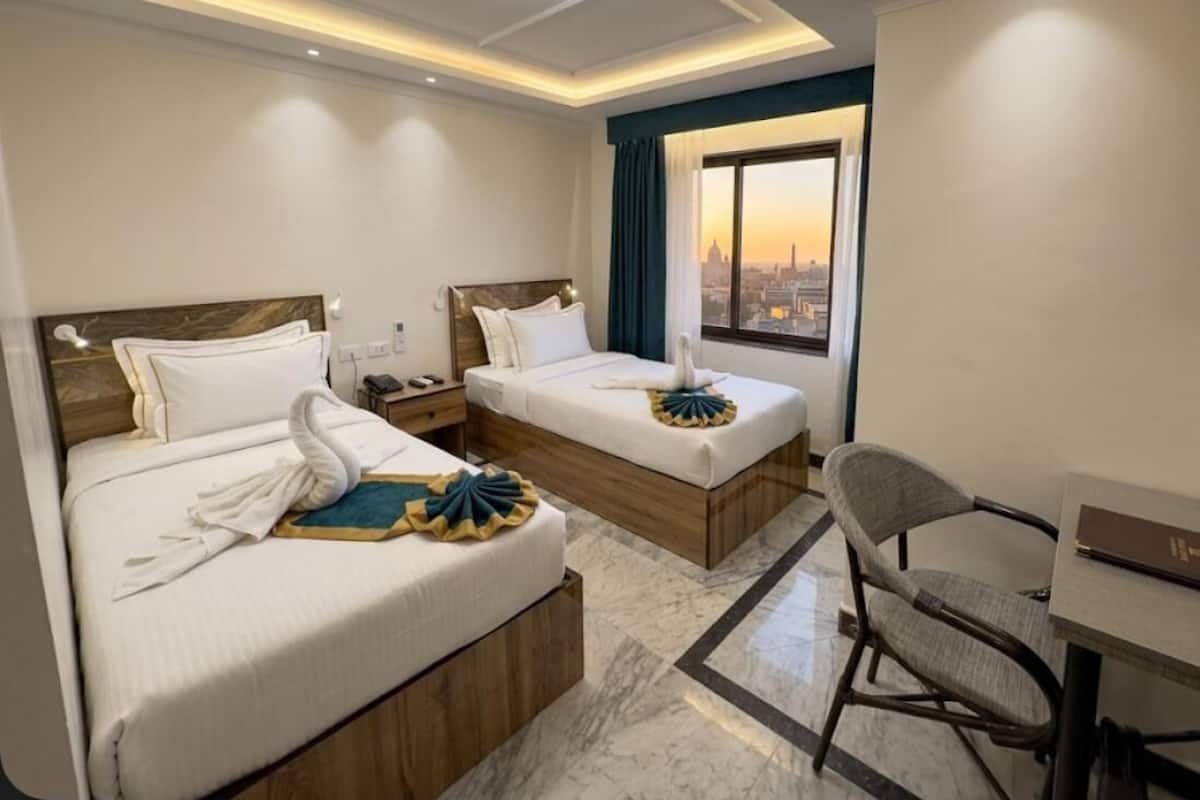 Double or Twin Room | In-room safe, desk, soundproofing, free WiFi