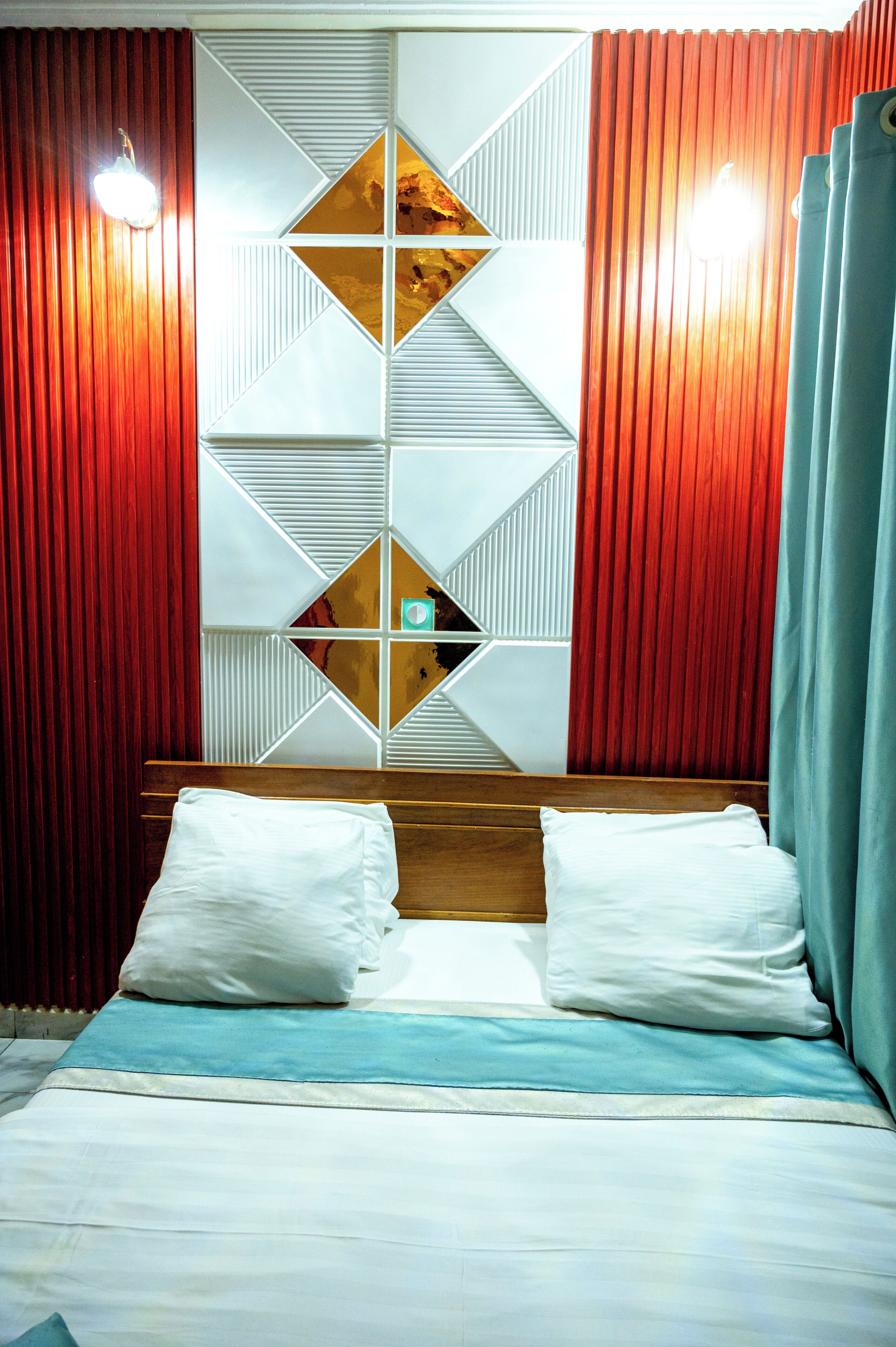 Apartment, 1 Bedroom, Balcony, City View | Seterika/papan seterika, Wi-fi percuma 