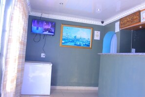 Room | Lobby - inspan lodge  (Cape Town)