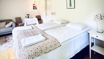 Double Room, Garden View | Bathroom
