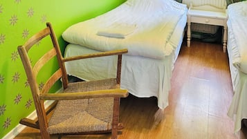 Twin Room, Garden View | Free WiFi