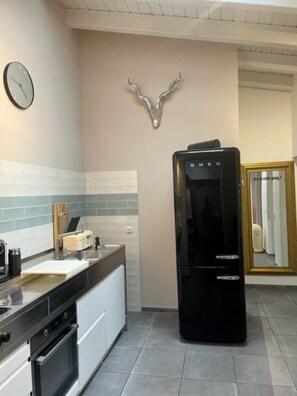 Private kitchen - Vrbo Property (Würzburg)