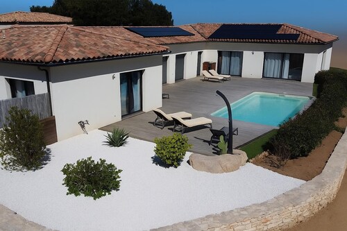 logement chaleureux 7 personnes BONIFACIO