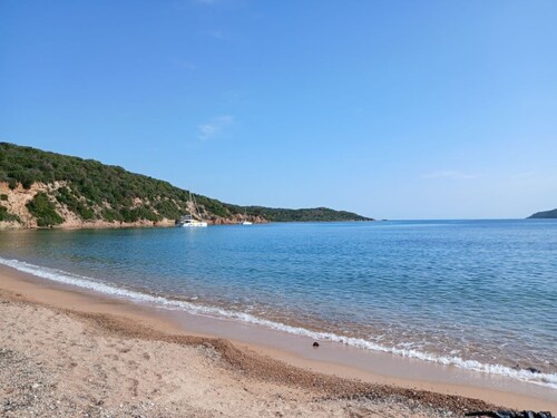 Accommodation for 7 people in BONIFACIO - pool - cleaning and linens included