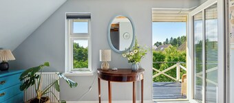 Big holiday home in retreat style