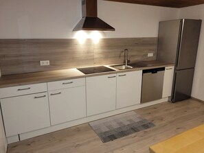 Private kitchen - Vrbo Property (Vilsheim)