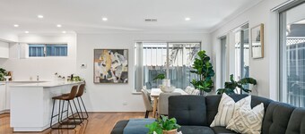 Spacious Luxury 5-bedroom house near Scarborough Beach
