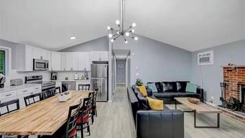 Smart TV, fireplace, video games