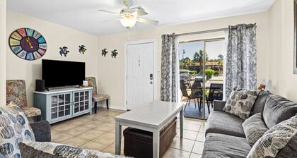 2BR Townhome Walk to Beach Near Pier Park + Free Attraction Tickets!