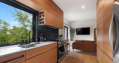 The Phil · Upscale Condo | Walk to Aggieville
