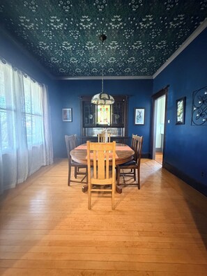 Dining - Historic updated 2-bedroom bungalow in a walkable neighborhood (Tucson)