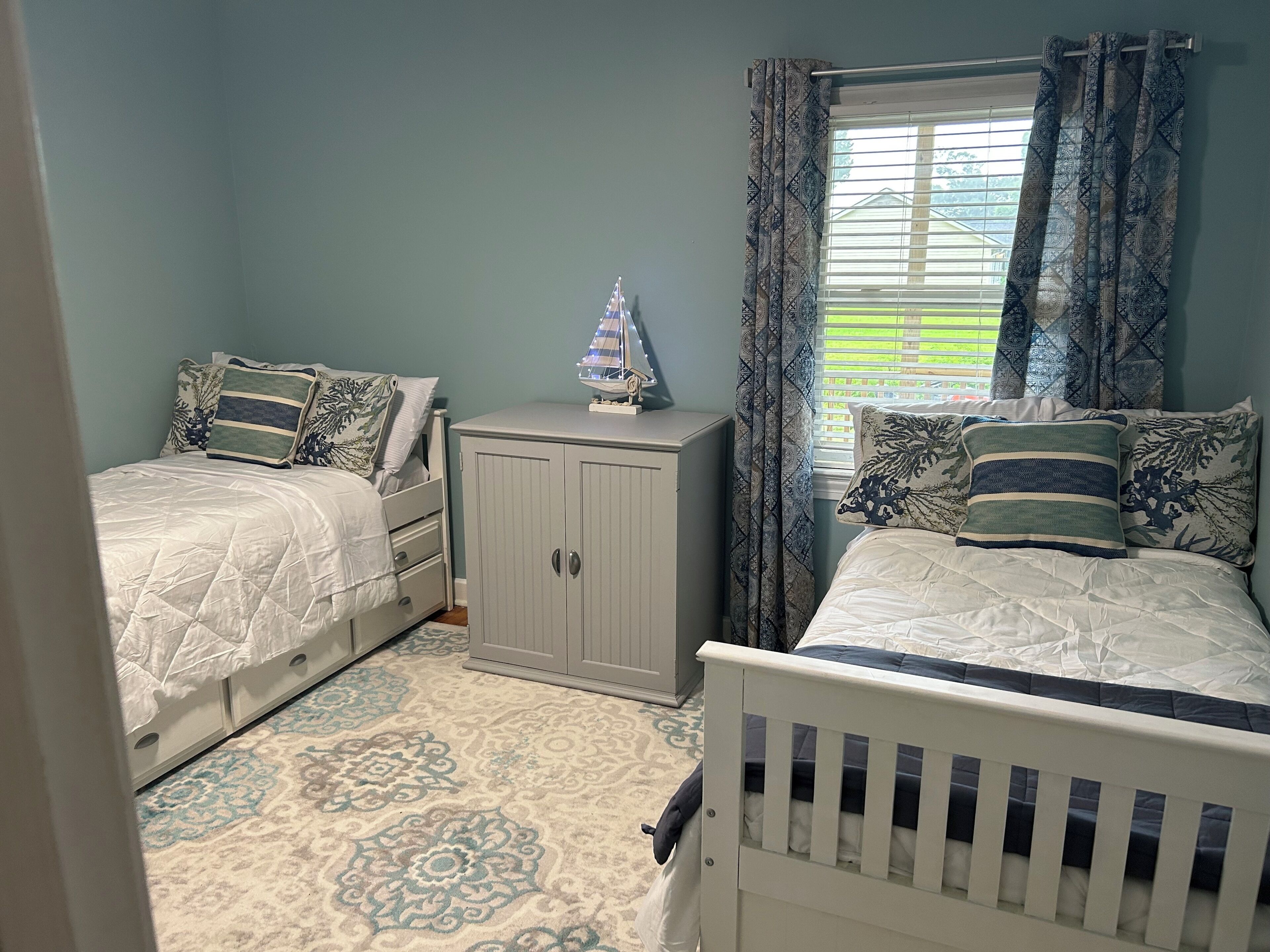 2 bedrooms, WiFi, bed sheets