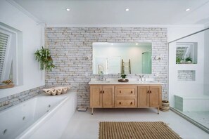 Bathroom - Luxury 7-Bedroom Sandy Lane Estate Villa with Pool & Beach Club Access (Barbados)
