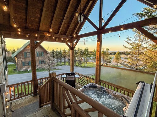 Updated Cabin Sleeps 12, 2-Min Walk to Slopes, Hot Tub, Game Room & Views