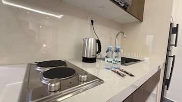 Apartment, 1 Bedroom, Accessible, Smoking | Interior
