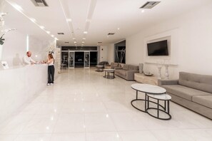 Lobby - Pefkos Breeze Family Resort & Spa (Pefkoi)