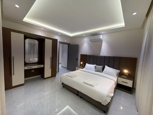 206 JRE Apartment in Amman Prime Area
