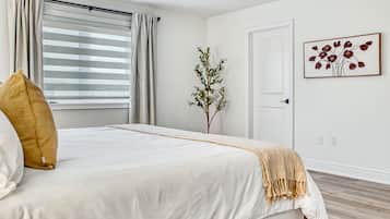 3 bedrooms, iron/ironing board, travel crib, free WiFi