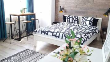 1 bedroom, iron/ironing board, WiFi, bed sheets