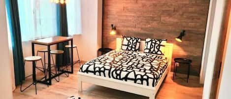 1 chambre, fer et planche Ă repasser, Wi-Fi, draps fournis
